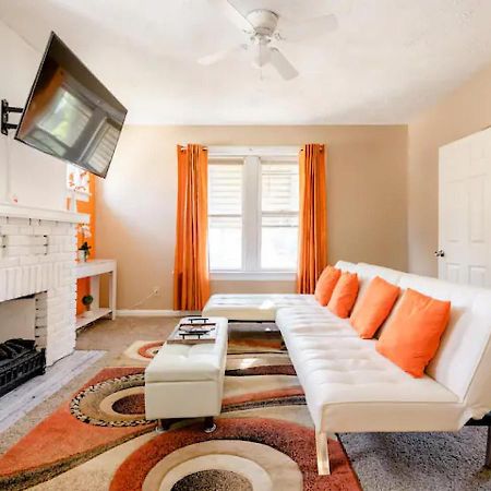 Vila La Naranja Retreat - Cozy Duplex Near Downtown With Parking, 300 Mb Wifi & Self Check In Cleveland Exteriér fotografie