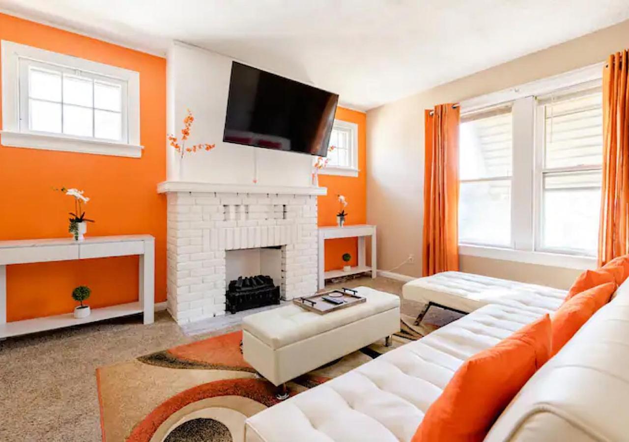 Vila La Naranja Retreat - Cozy Duplex Near Downtown With Parking, 300 Mb Wifi & Self Check In Cleveland Exteriér fotografie