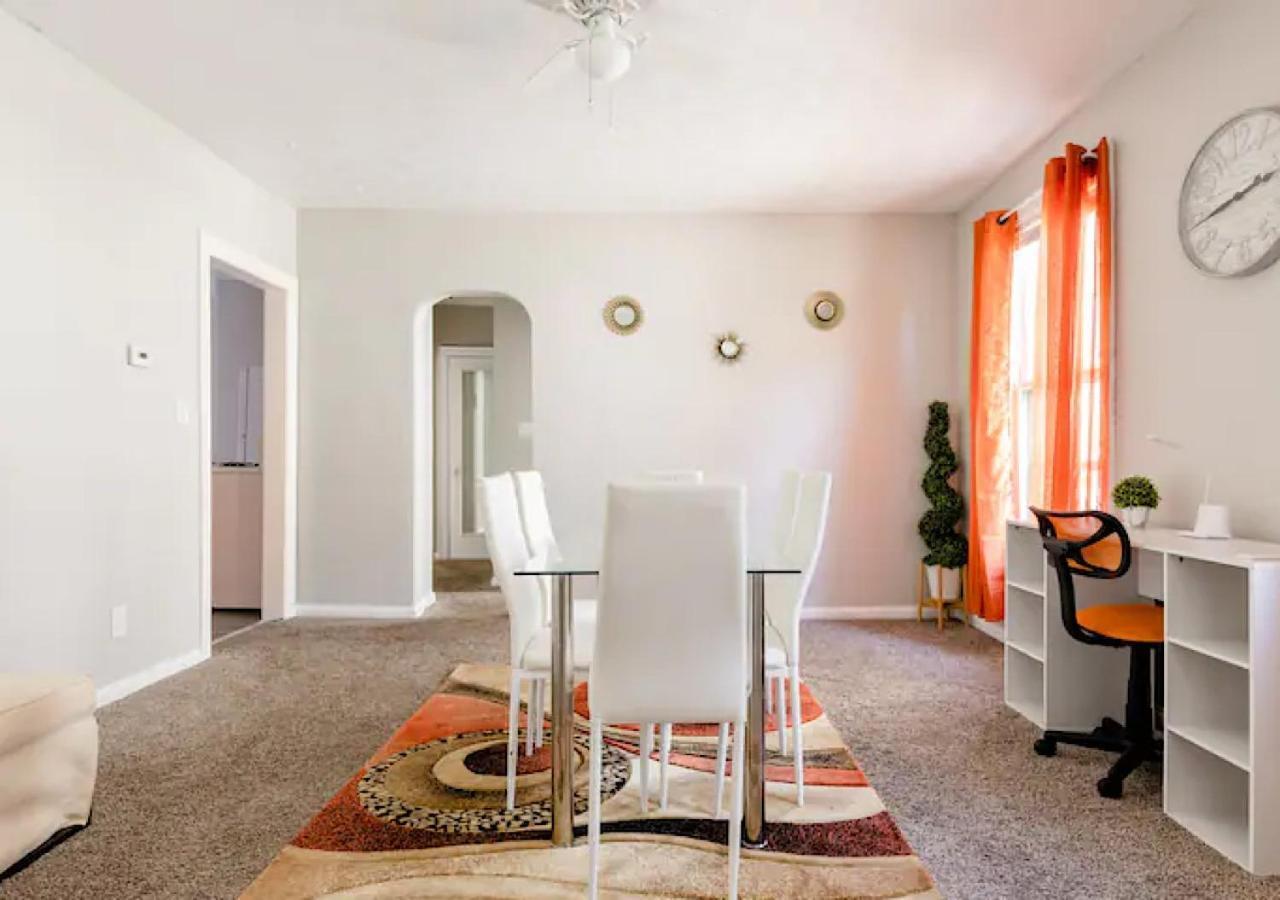 Vila La Naranja Retreat - Cozy Duplex Near Downtown With Parking, 300 Mb Wifi & Self Check In Cleveland Exteriér fotografie