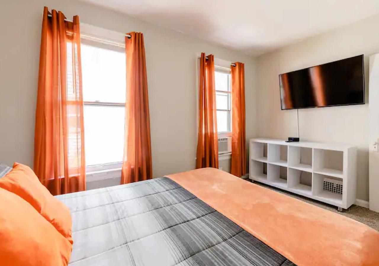 Vila La Naranja Retreat - Cozy Duplex Near Downtown With Parking, 300 Mb Wifi & Self Check In Cleveland Exteriér fotografie